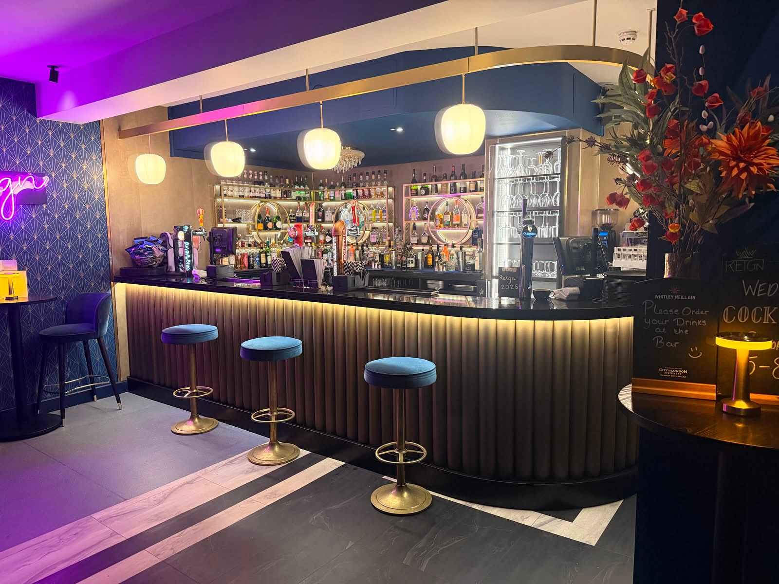 Reign Bar and Lounge image